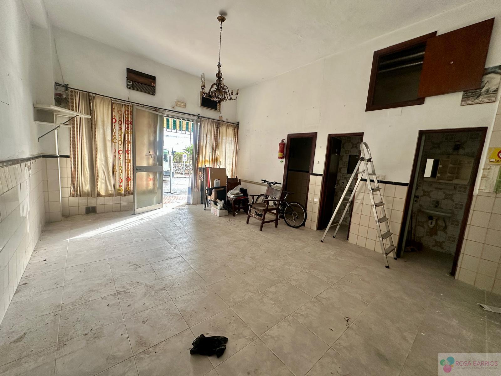 Venta de local en San Pedro de Alcántara