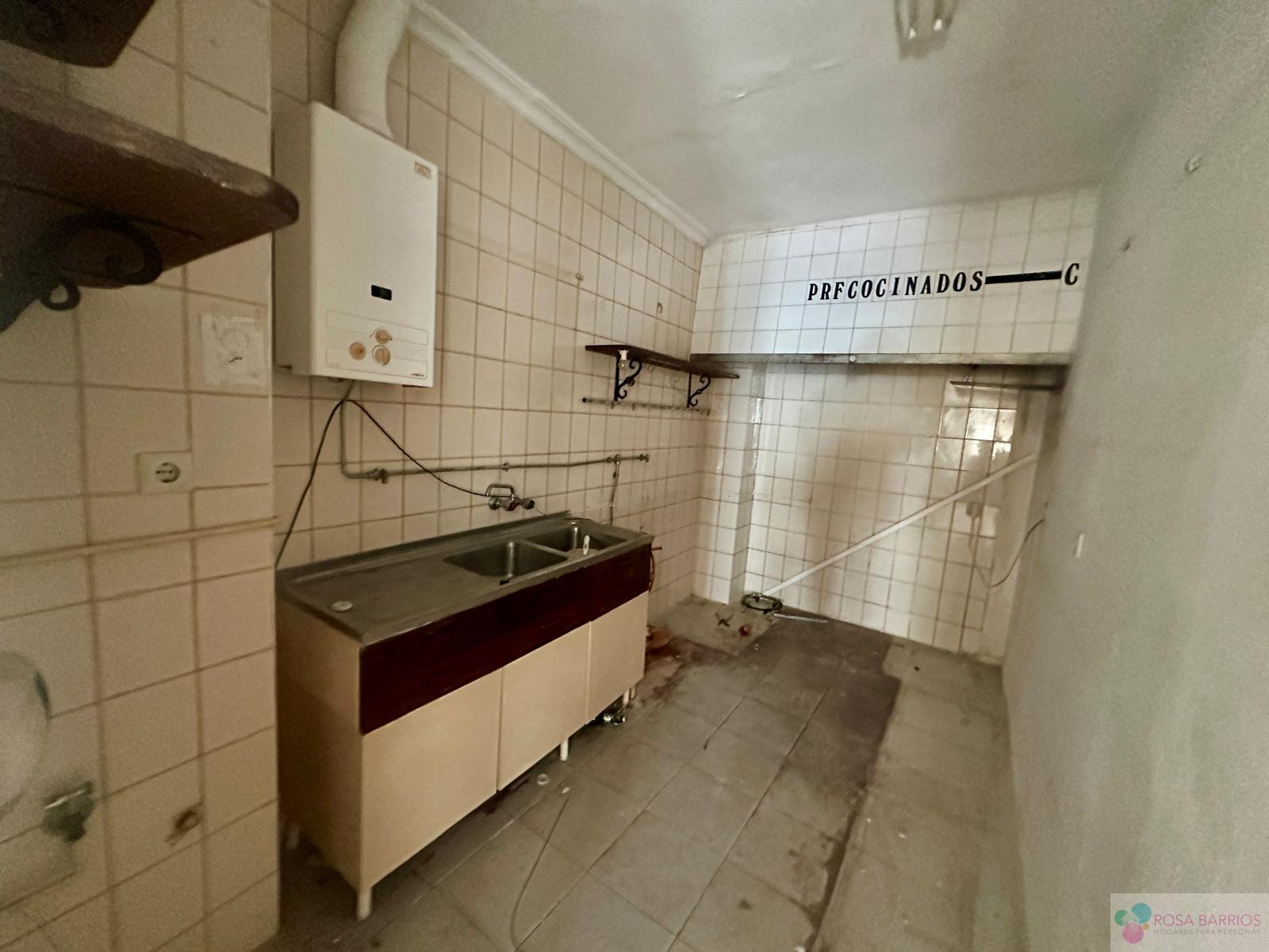 Venta de local en San Pedro de Alcántara