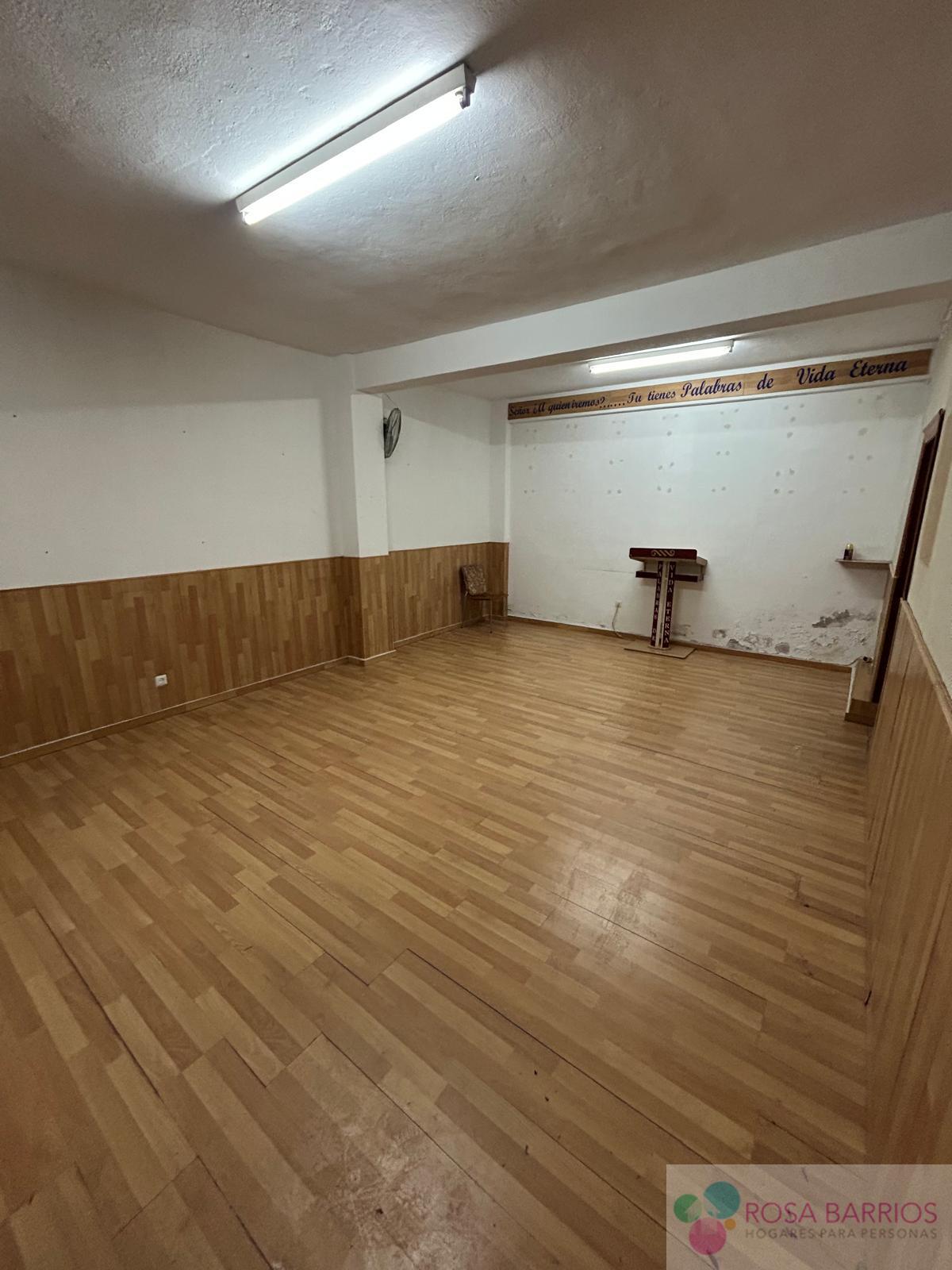 Venta de local en Marbella