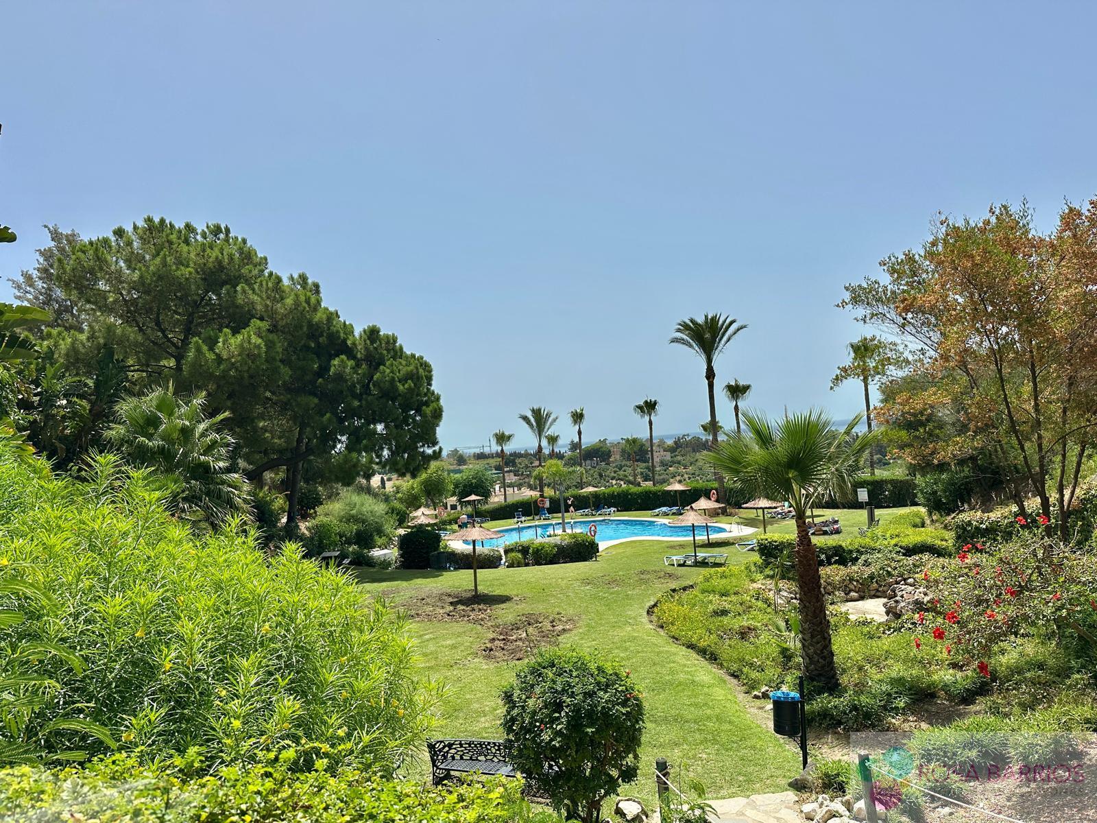 Venta de piso en Estepona