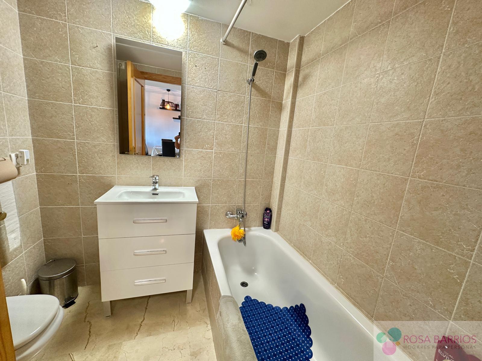 Venta de piso en Estepona