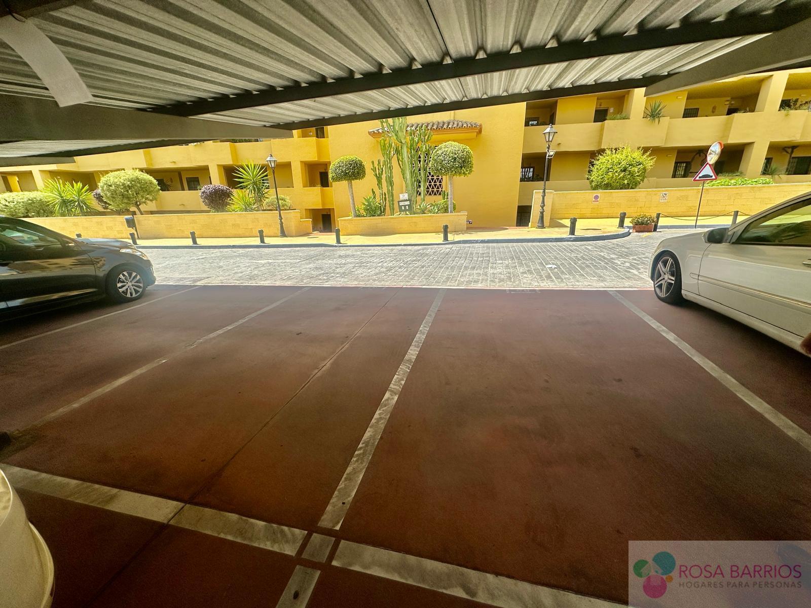Venta de piso en Estepona