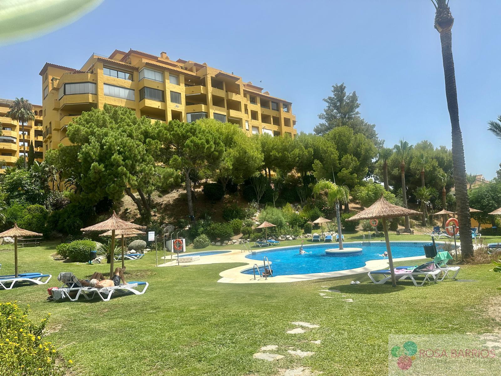 Venta de piso en Estepona