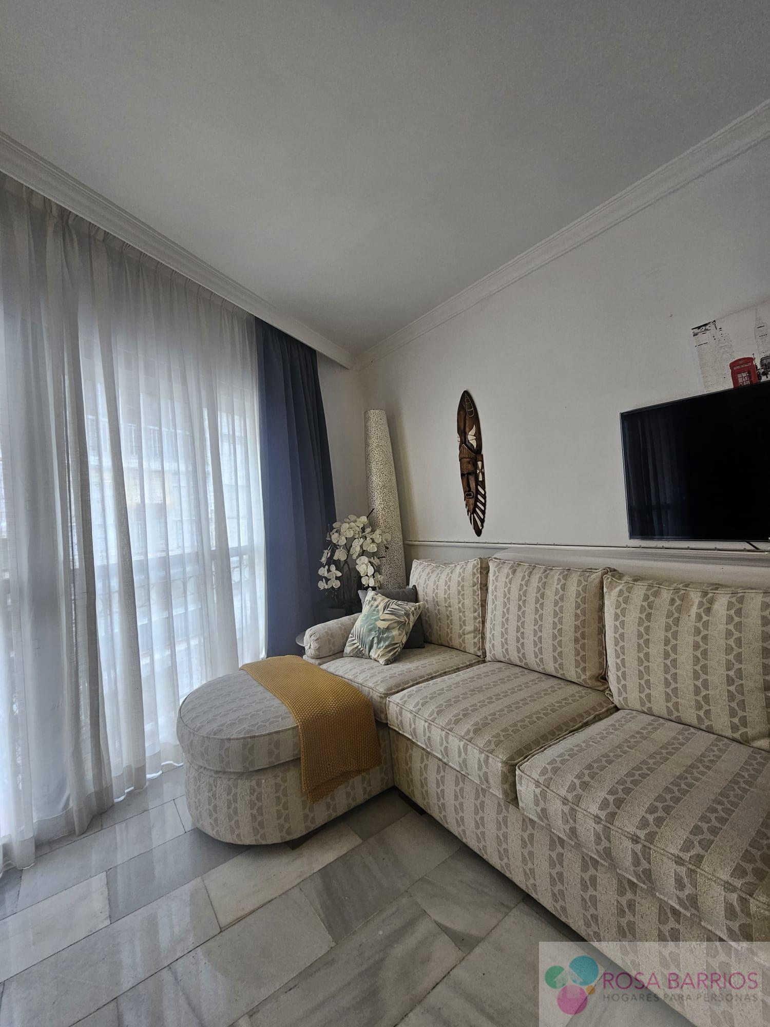 Venta de piso en San Pedro de Alcántara