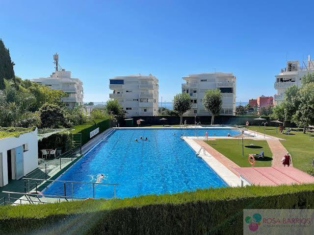 Venta de piso en Estepona