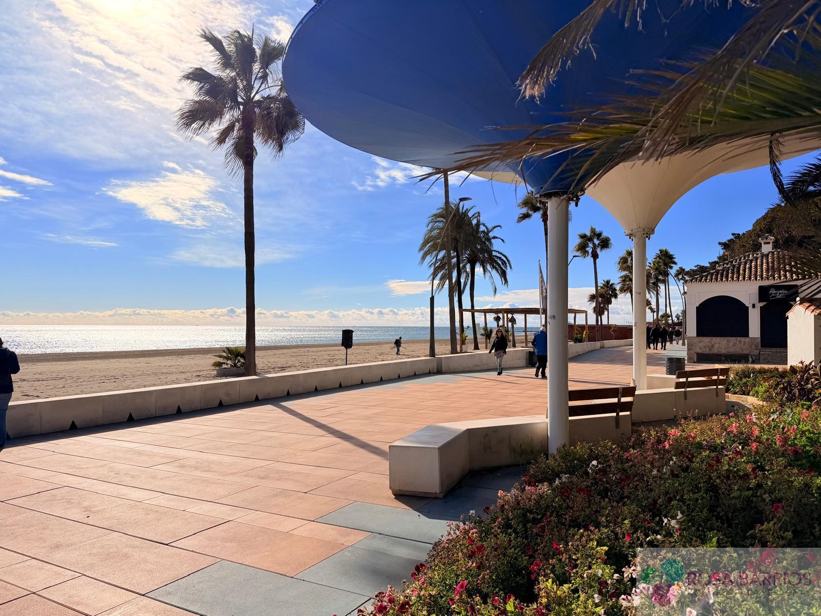 Venta de piso en Estepona