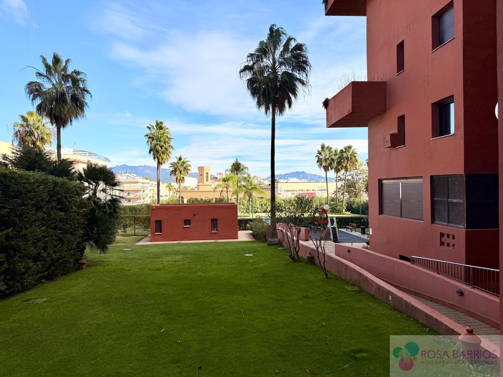 Venta de piso en Estepona
