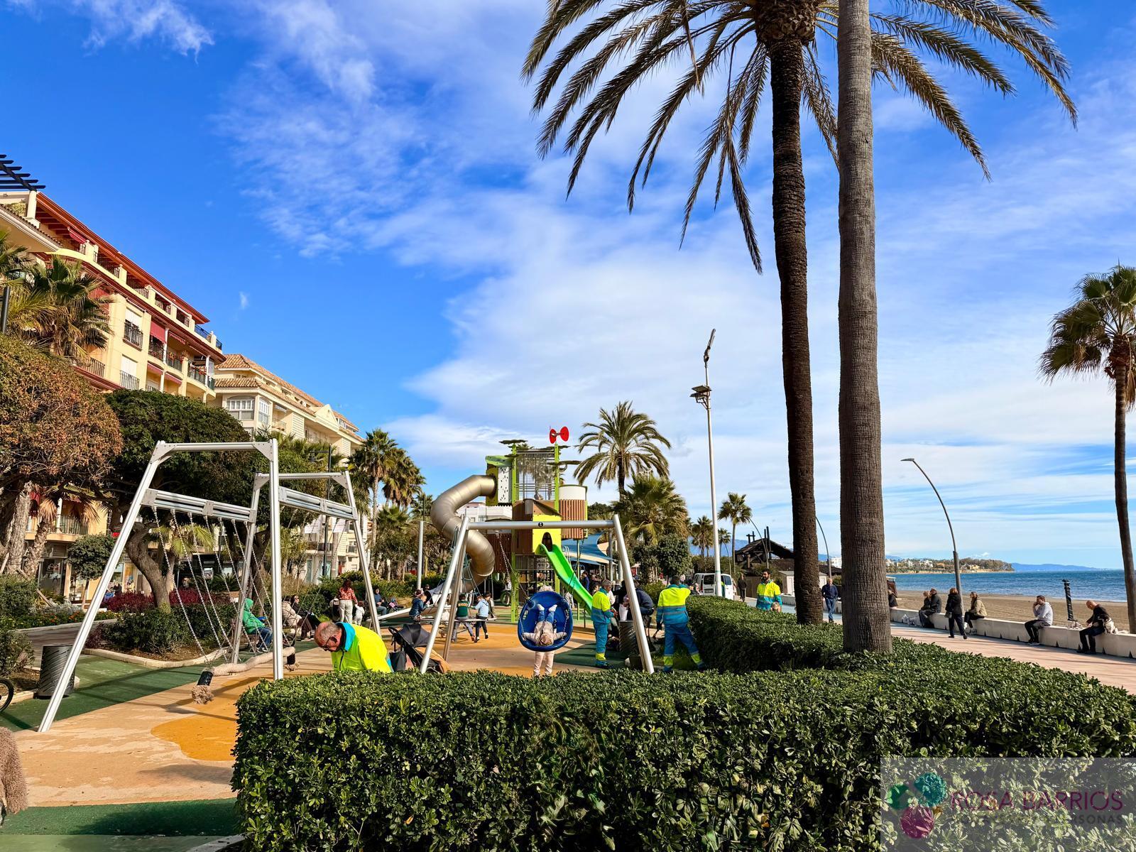 Venta de piso en Estepona