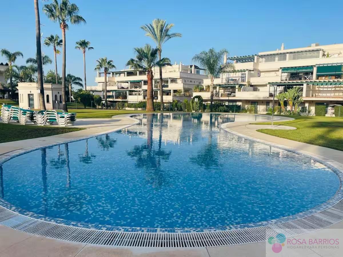 Venta de piso en Nueva Andalucía