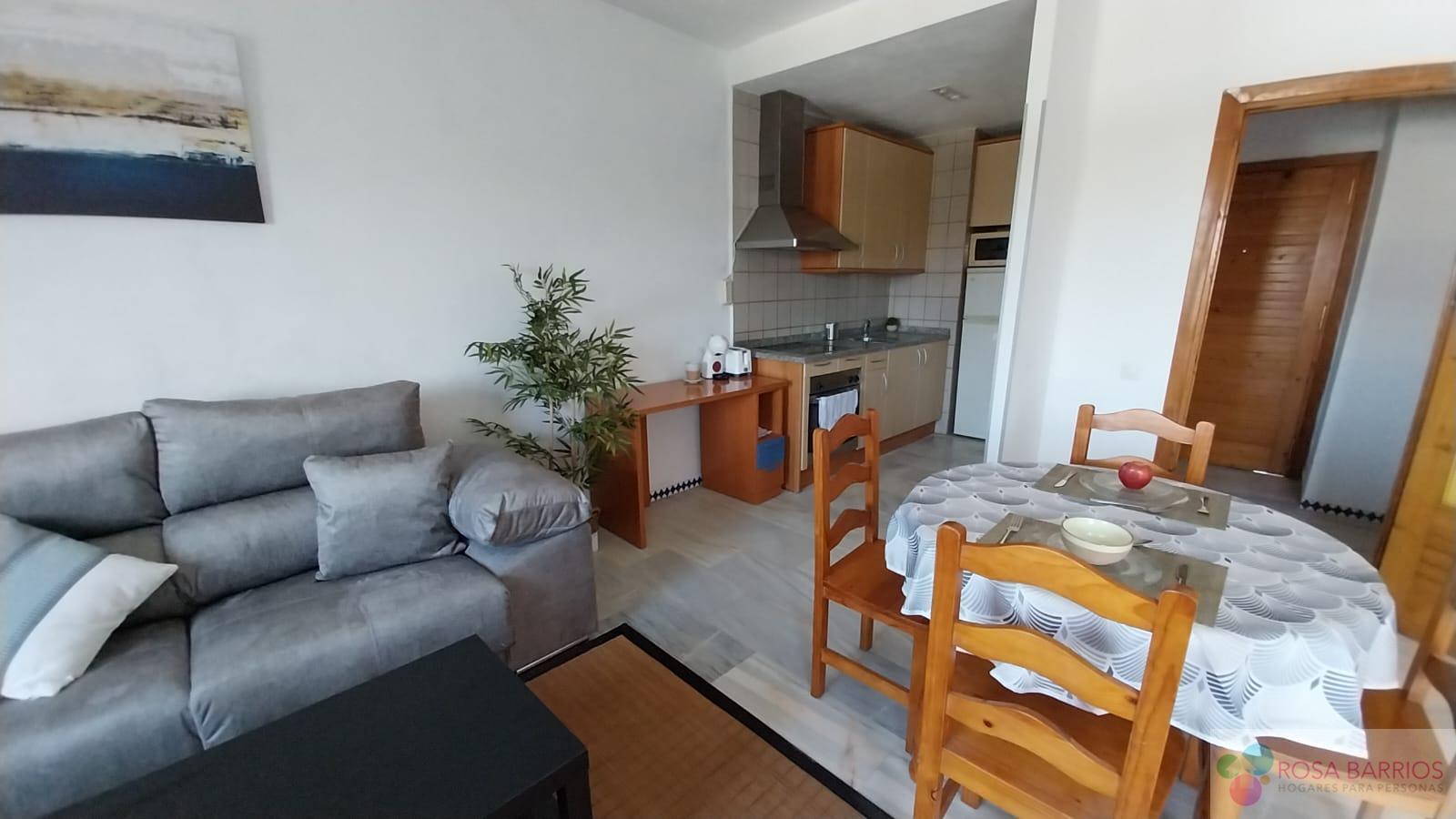 Venta de piso en Estepona