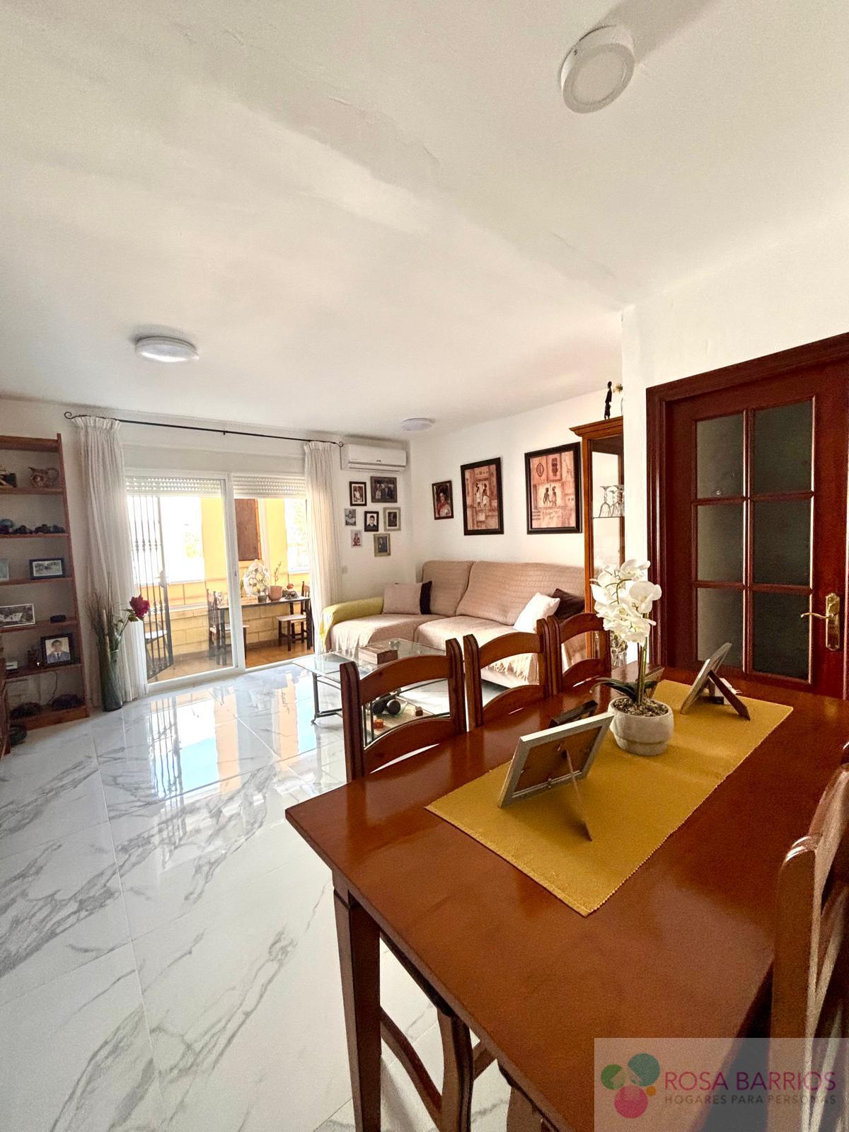 Venta de piso en Estepona