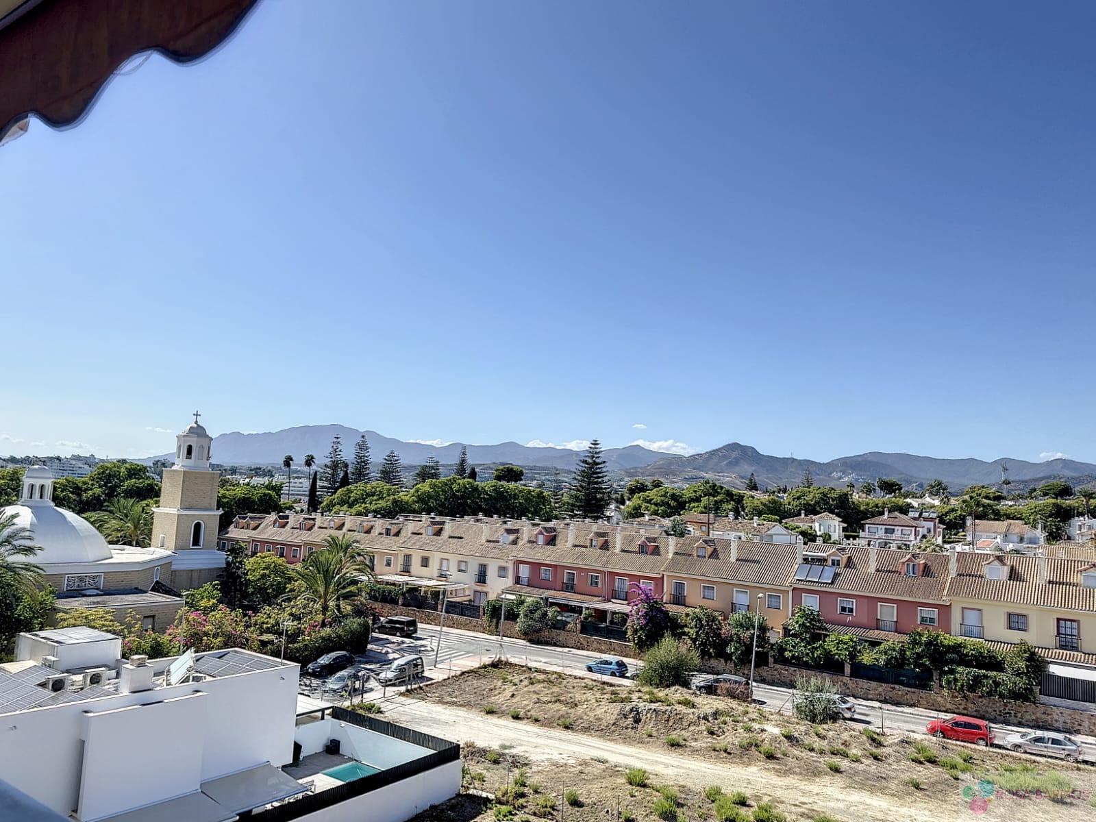 For sale of penthouse in San Pedro de Alcántara