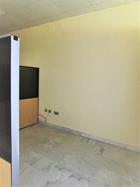 For sale of office in Marbella