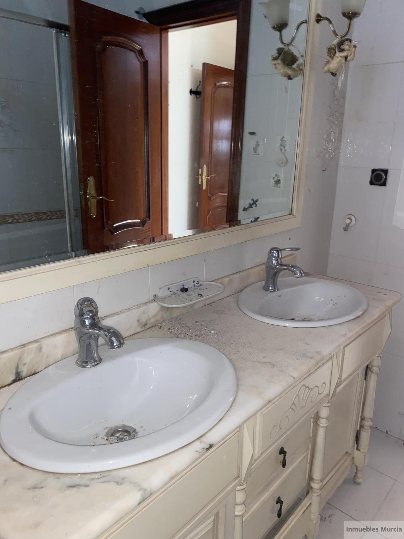 Venta de chalet en Murcia
