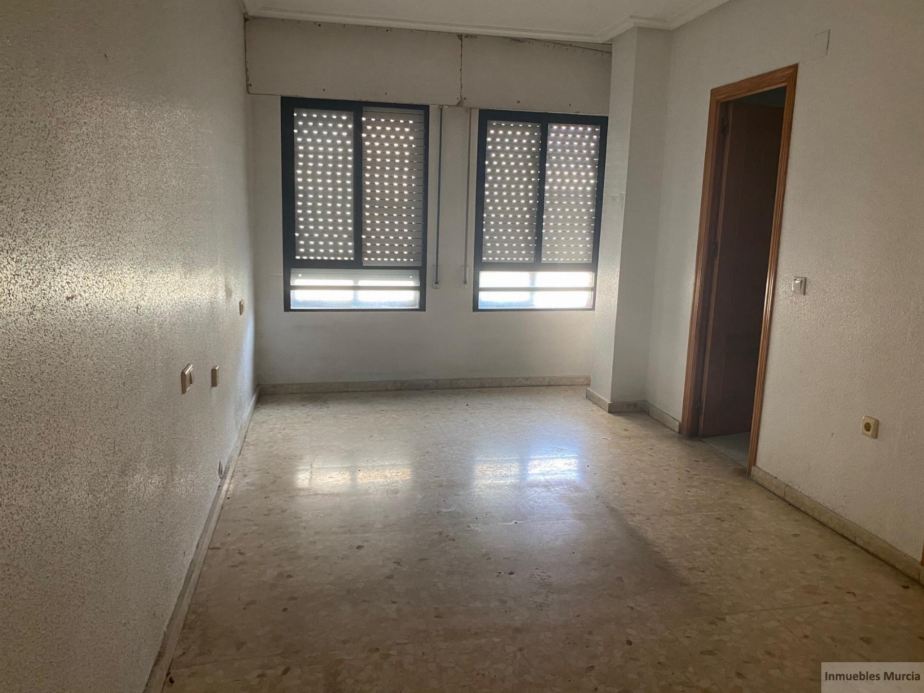 For sale of flat in Murcia