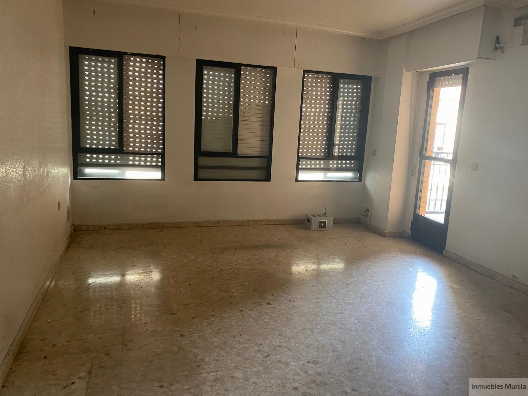 For sale of flat in Murcia