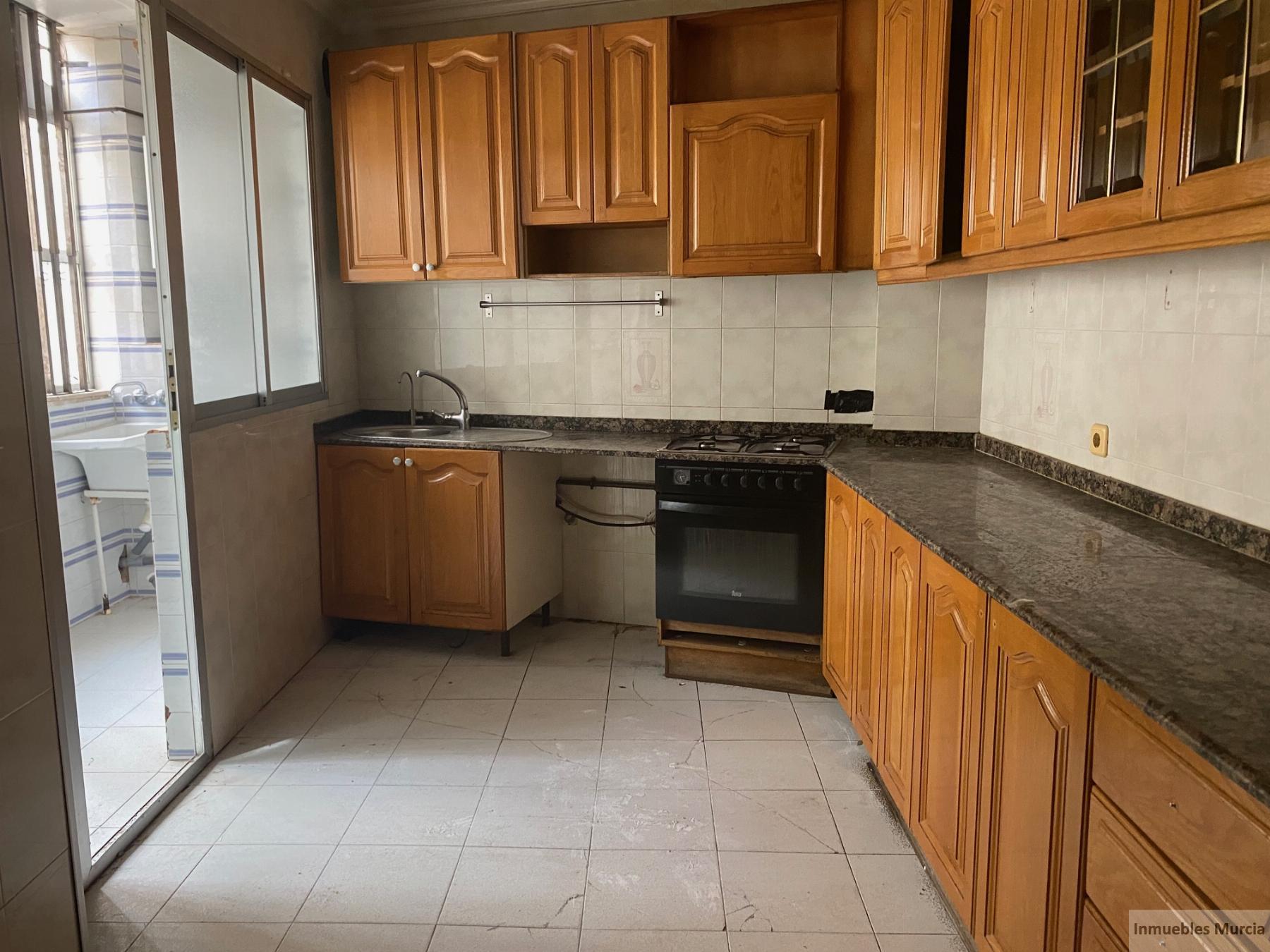 For sale of flat in Murcia