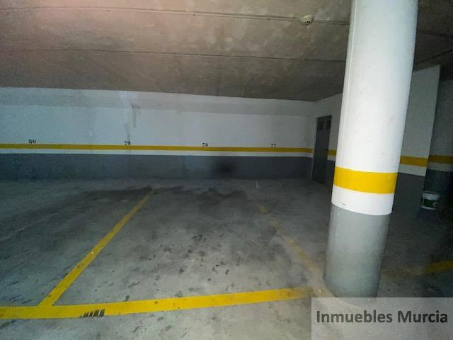 For sale of garage in Murcia