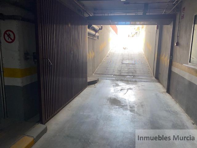 For sale of garage in Murcia