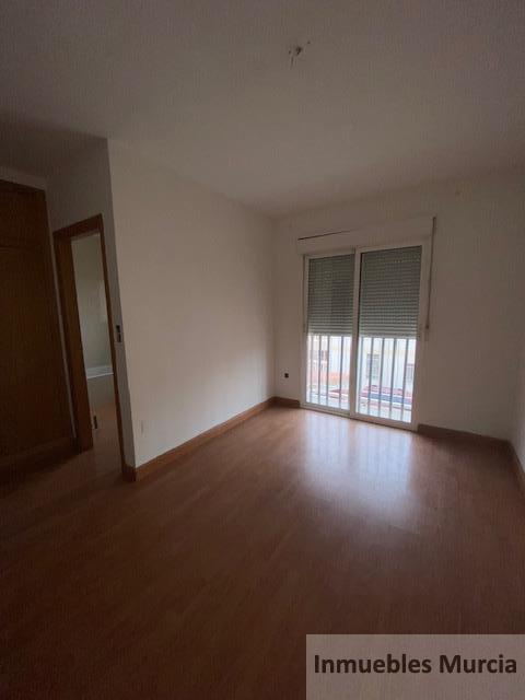 For sale of duplex in Murcia