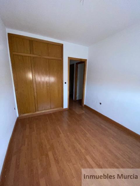 For sale of duplex in Murcia