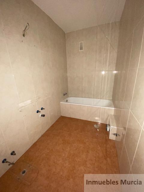 For sale of duplex in Murcia