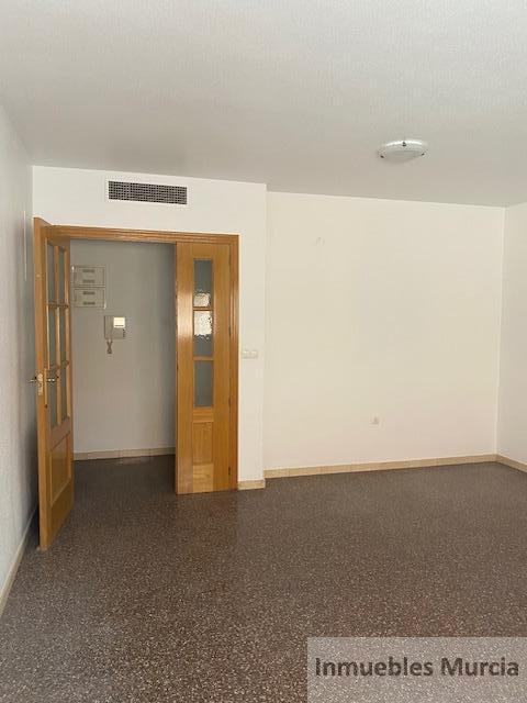 For sale of flat in Murcia