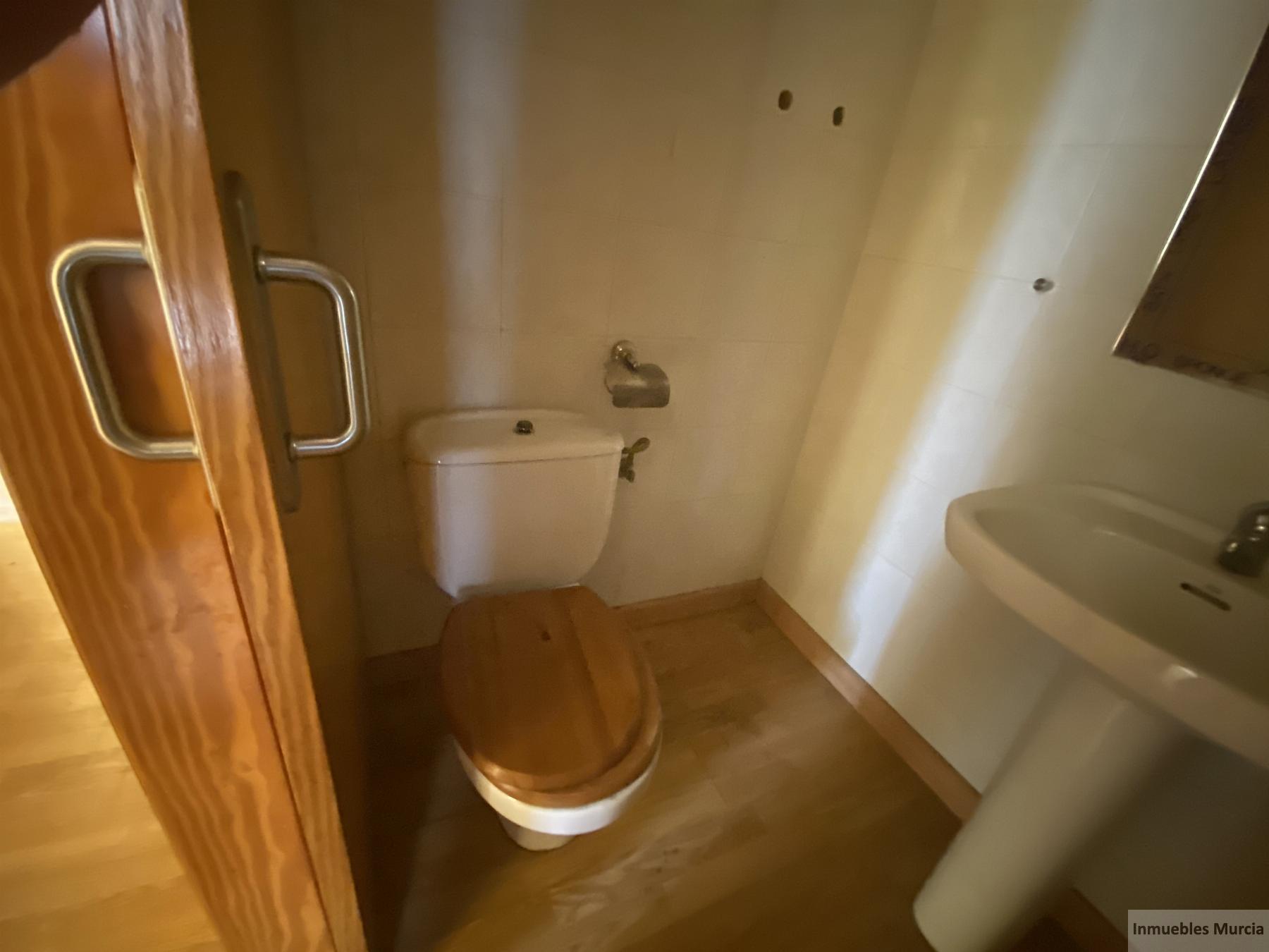 For sale of flat in Beniajan