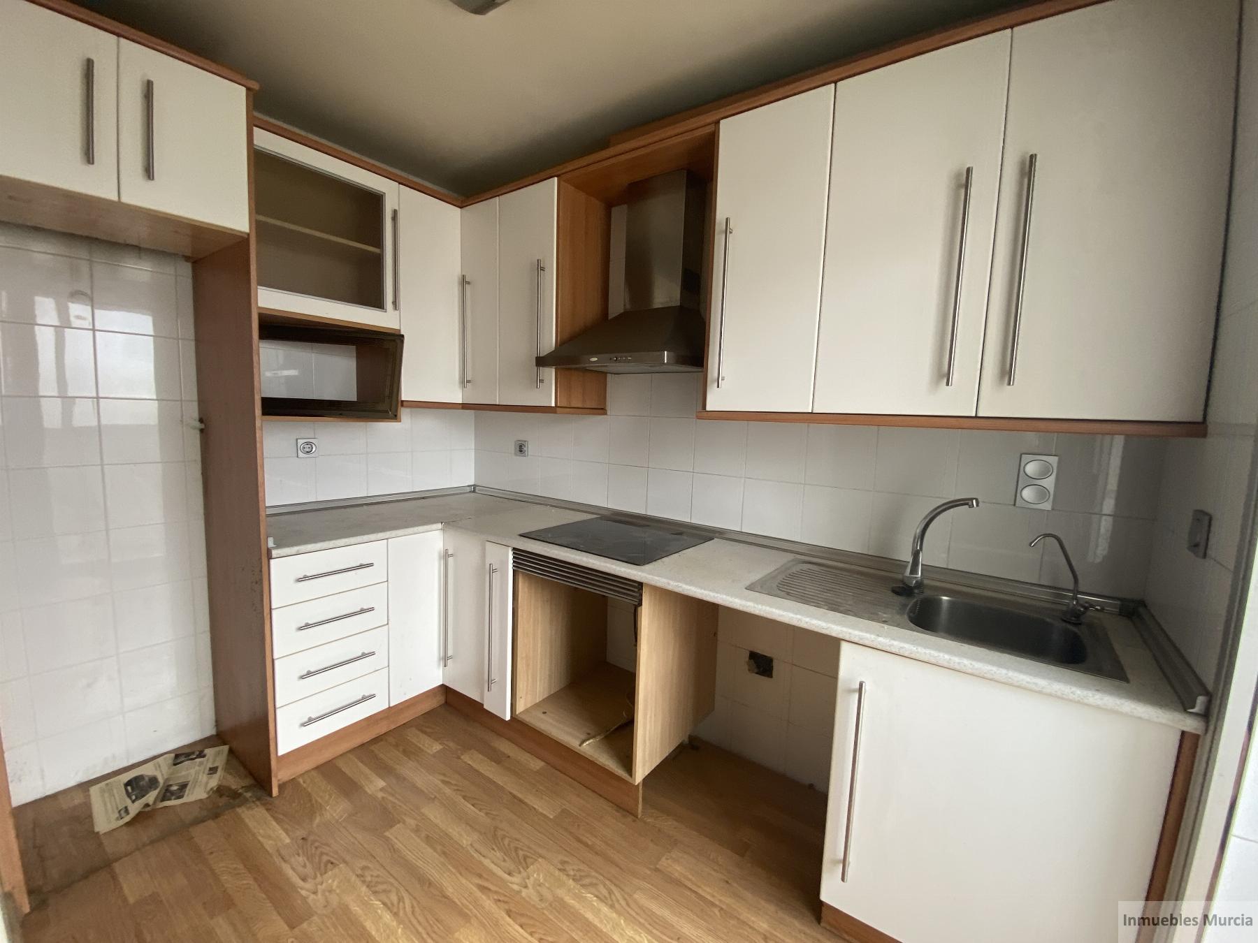 For sale of flat in Beniajan