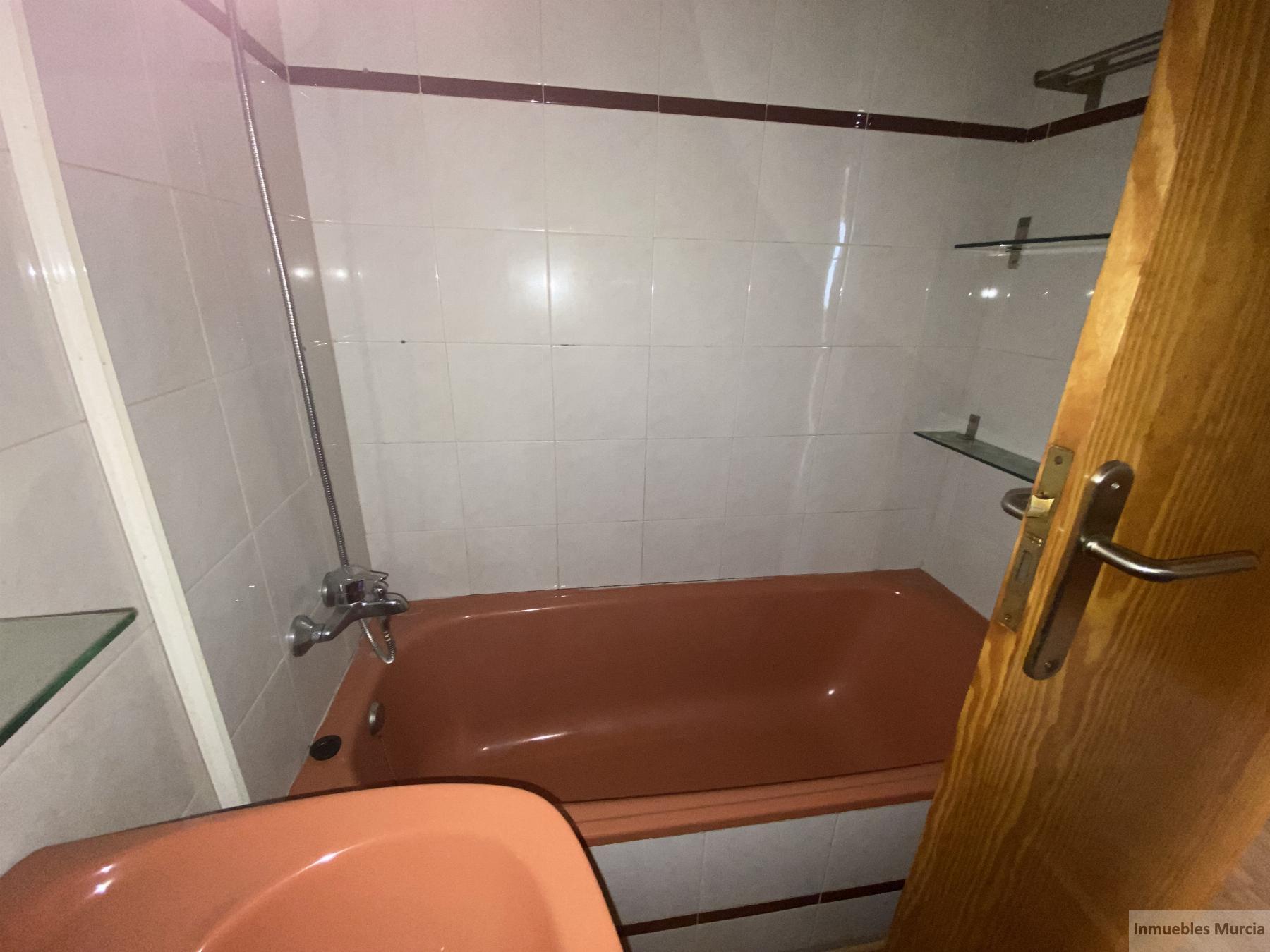 For sale of flat in Beniajan