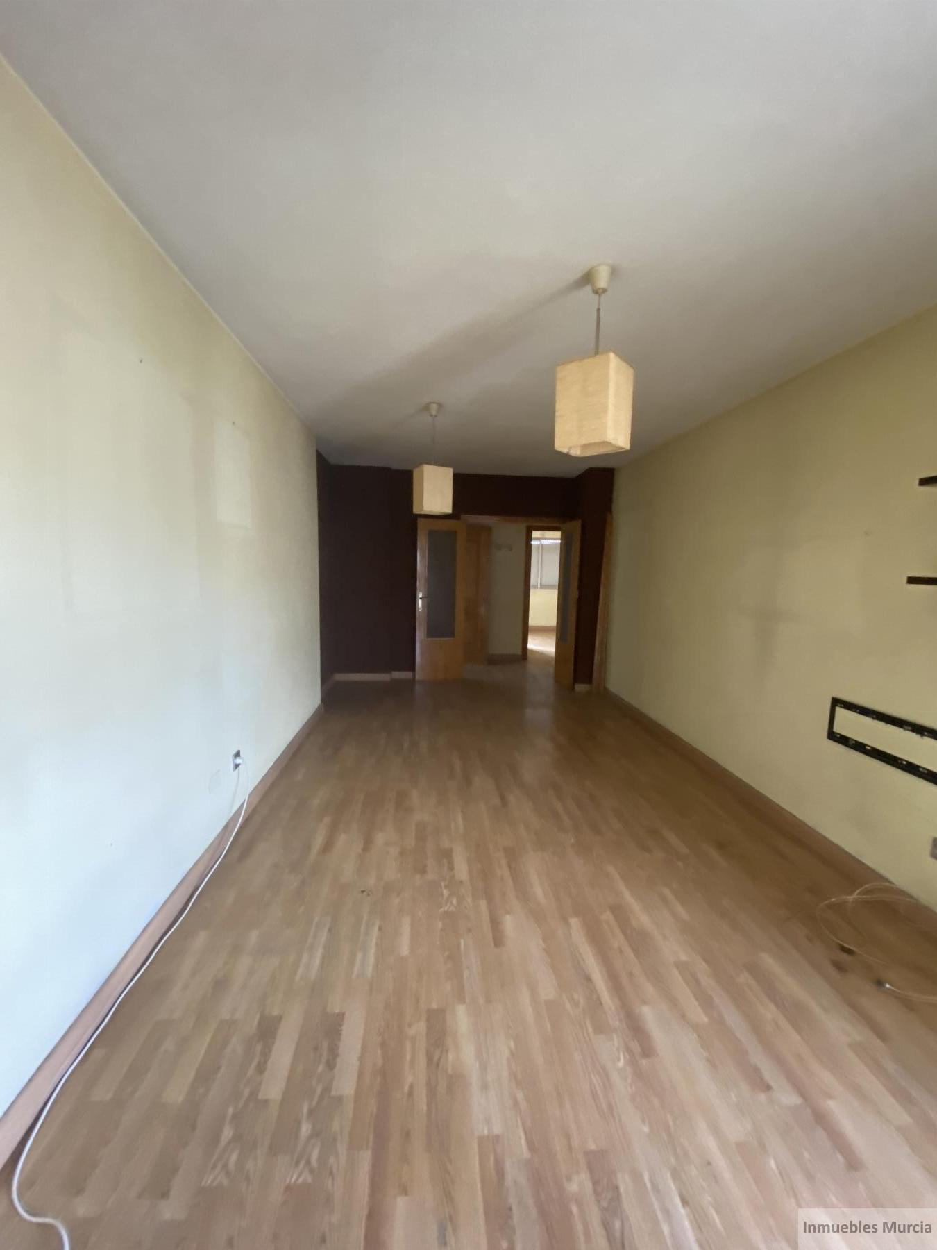 For sale of flat in Beniajan