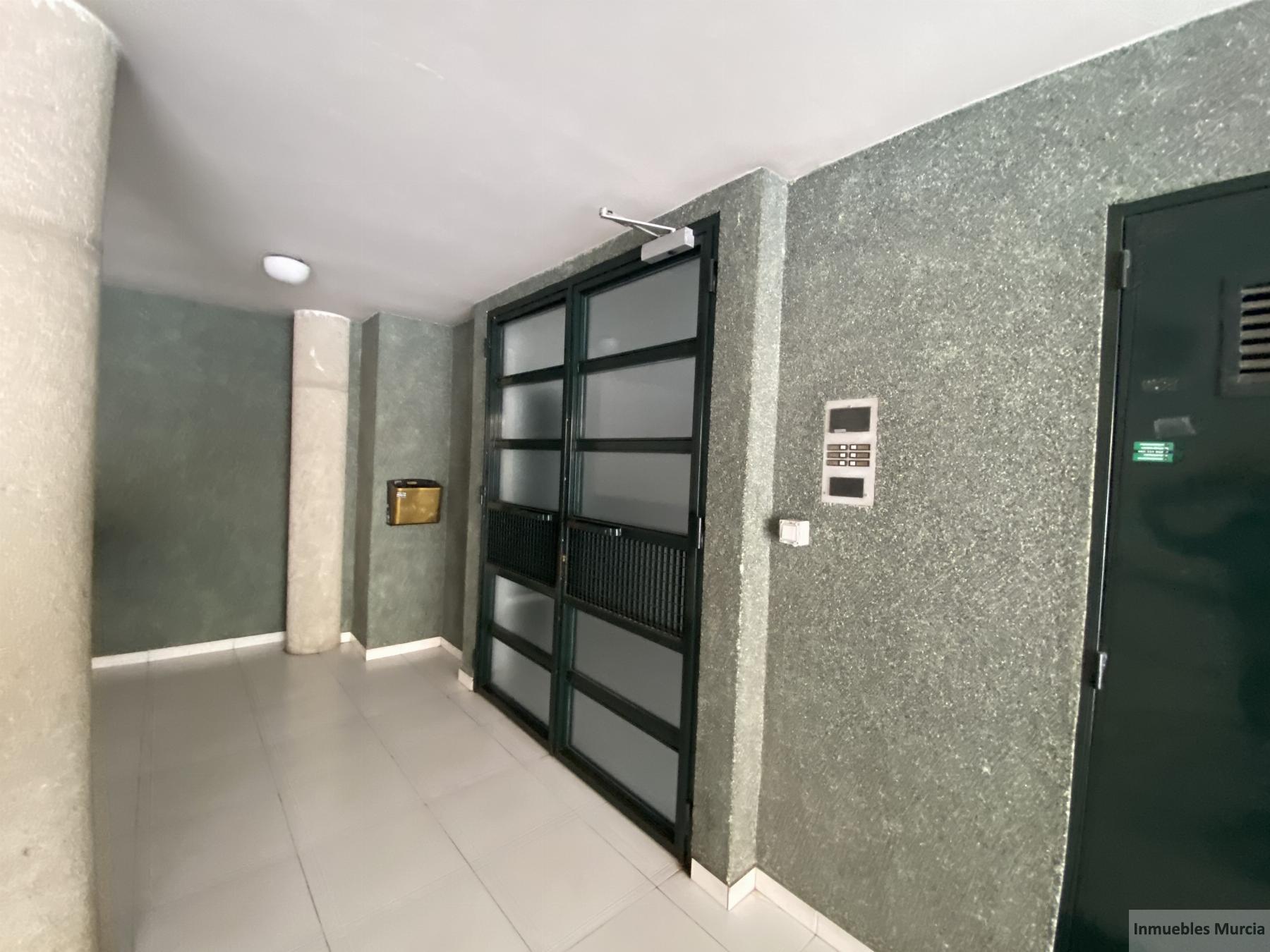 For sale of flat in Beniajan