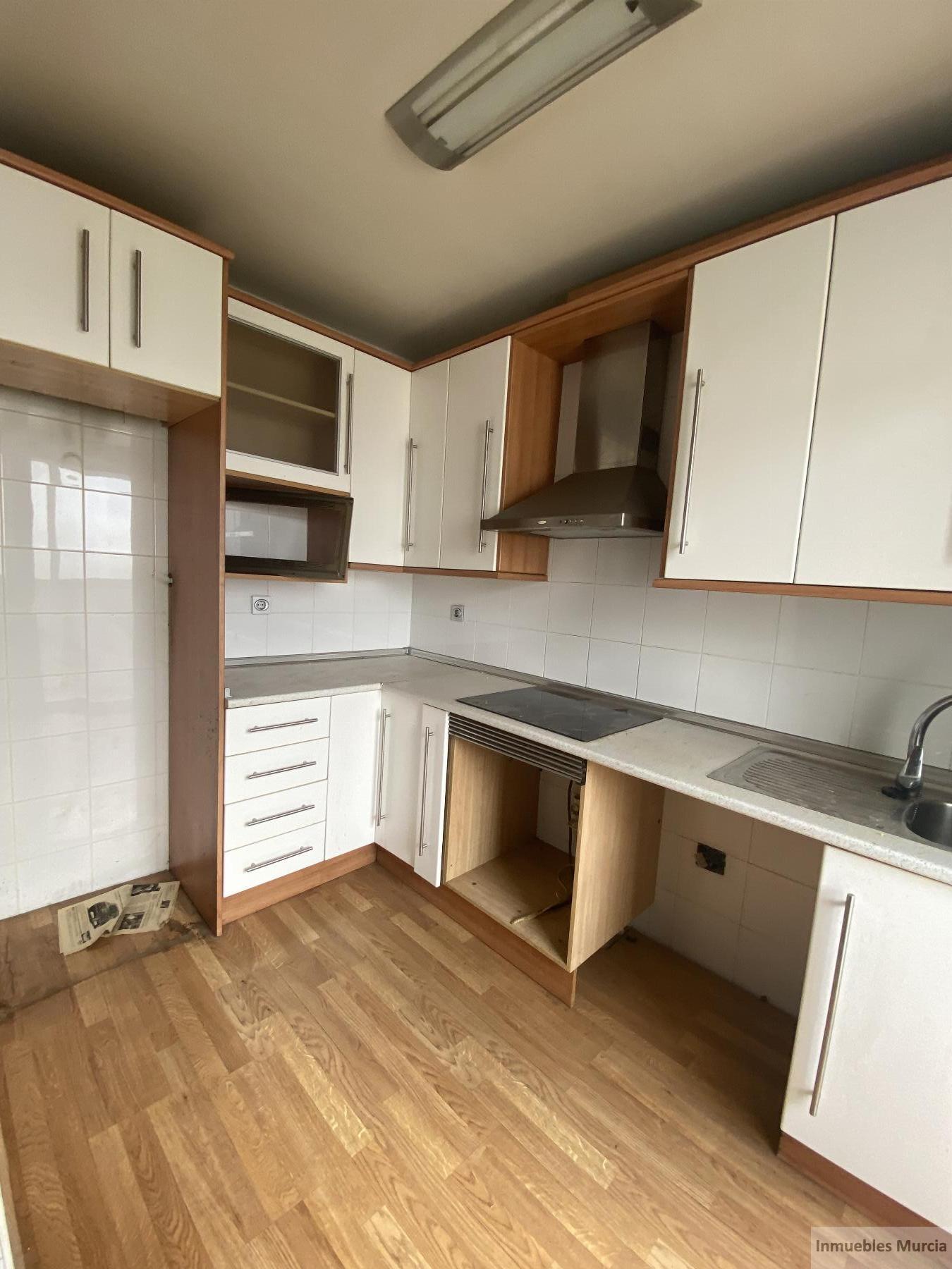 For sale of flat in Beniajan