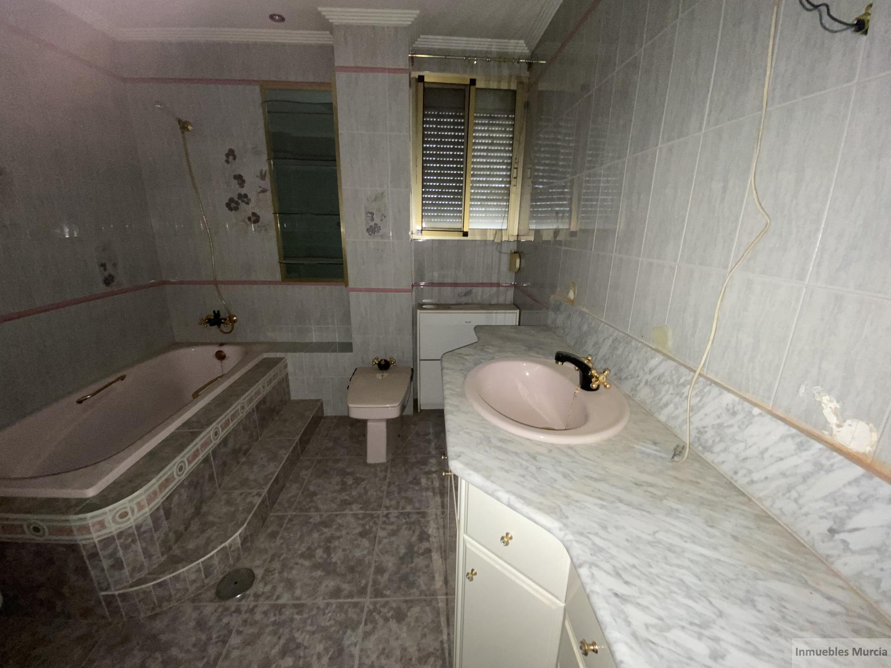 For sale of flat in Murcia