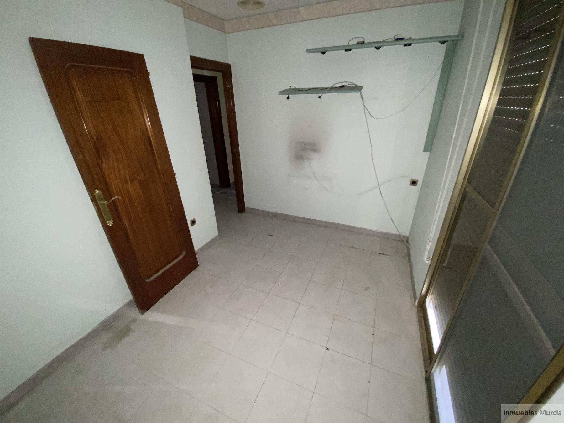 For sale of flat in Murcia