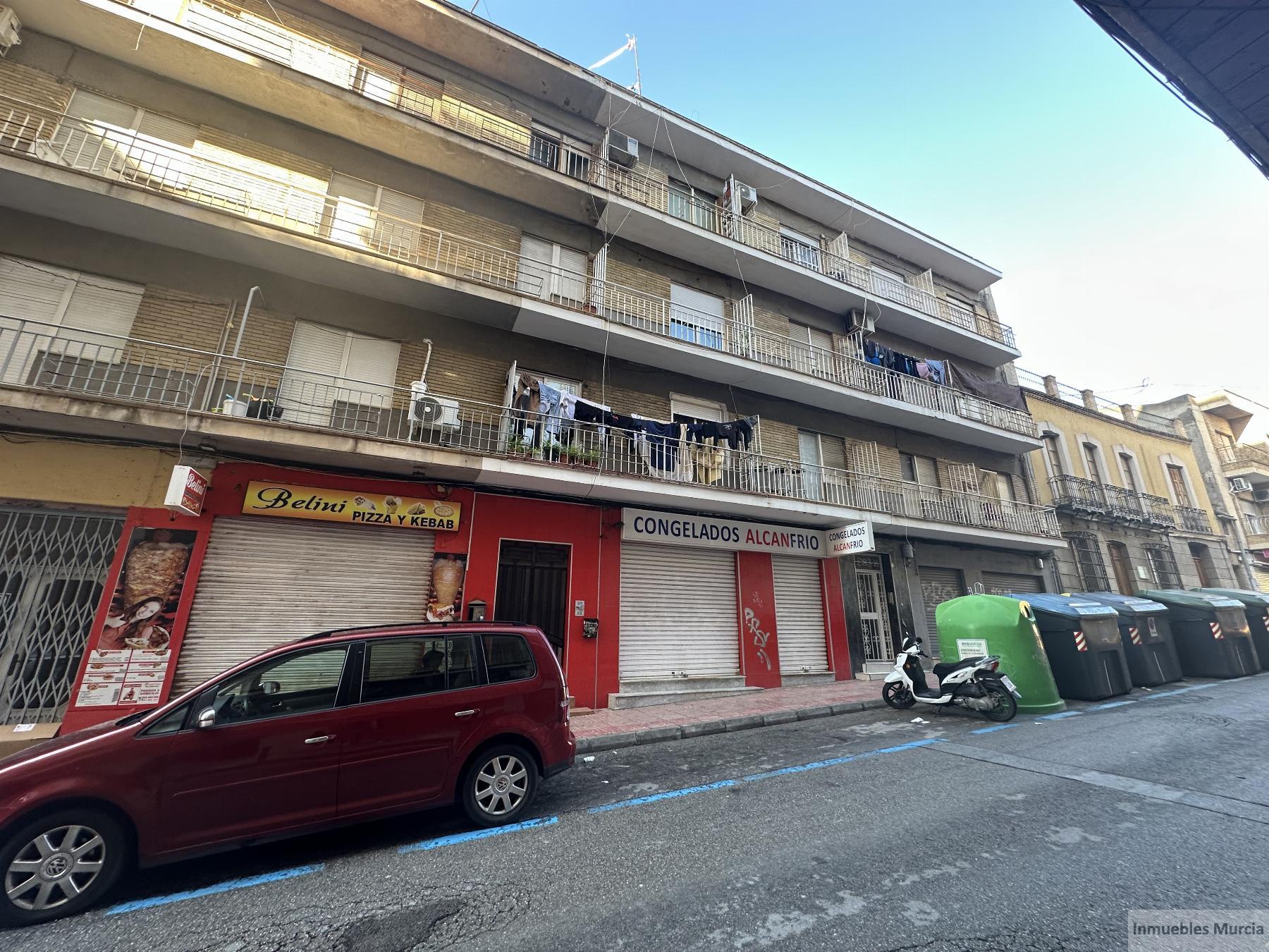 For sale of flat in Alcantarilla