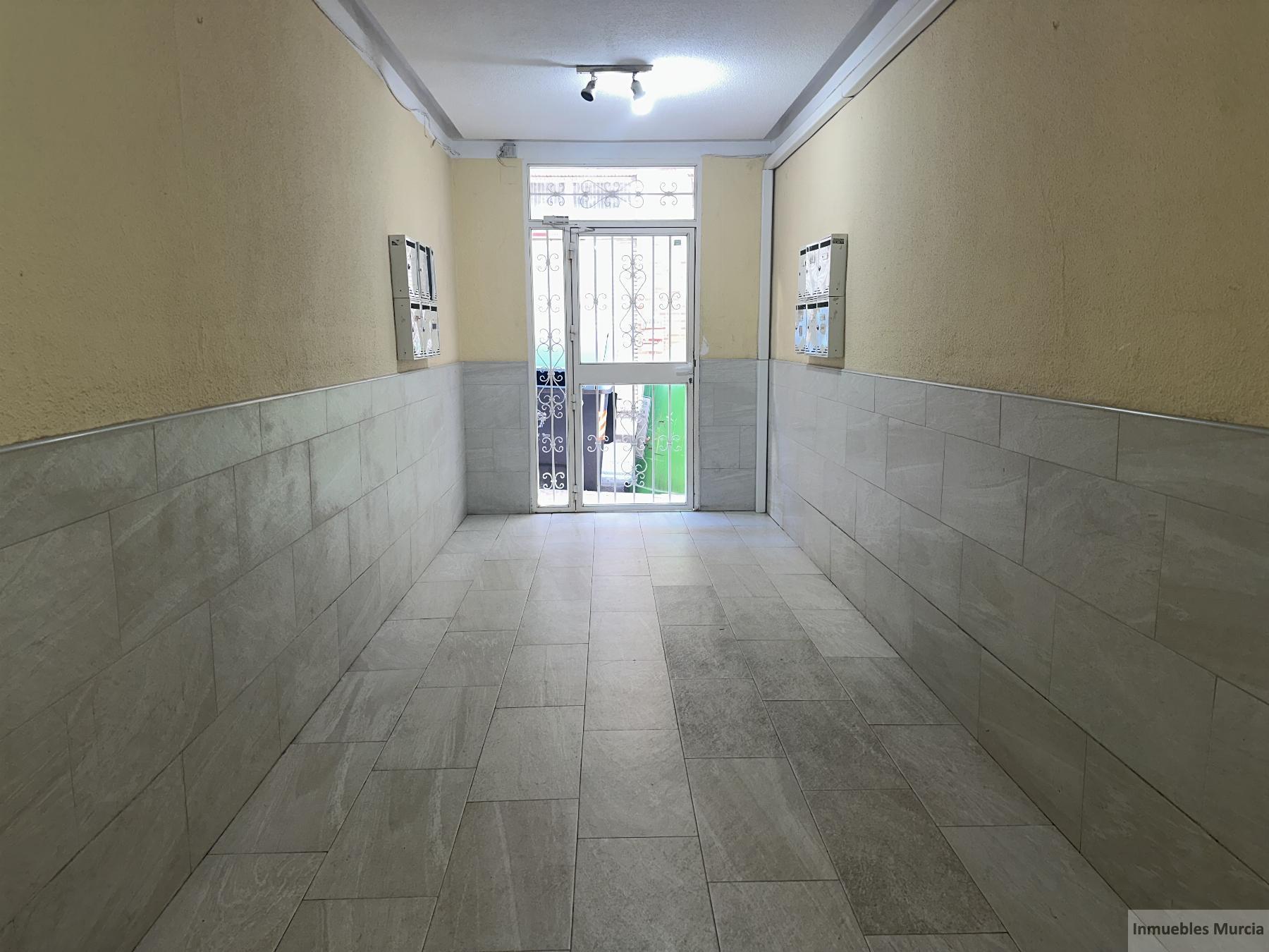 For sale of flat in Alcantarilla