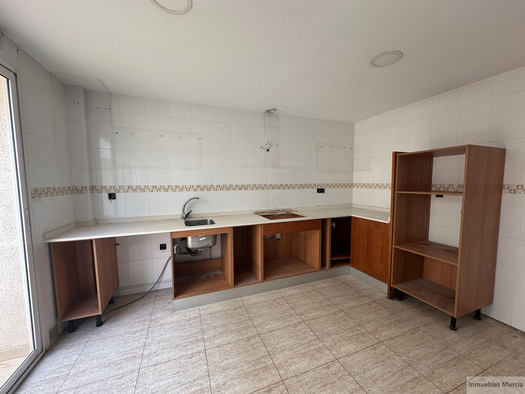 For sale of duplex in Murcia