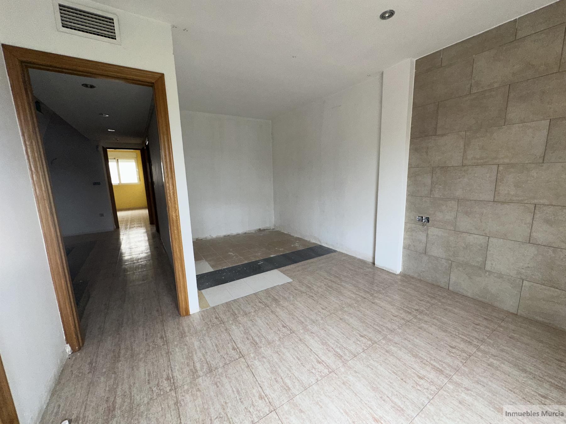 For sale of duplex in Murcia