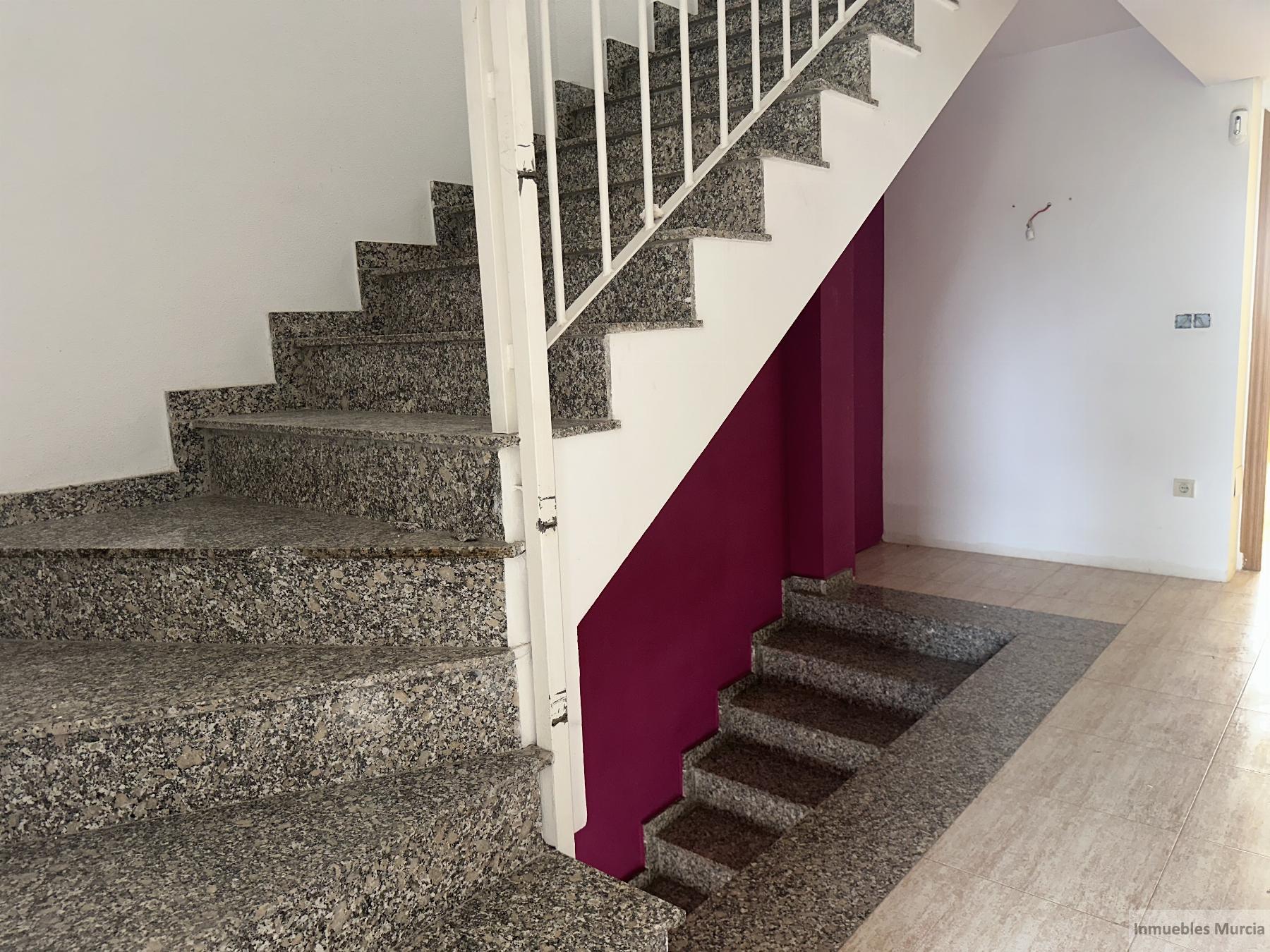 For sale of duplex in Murcia