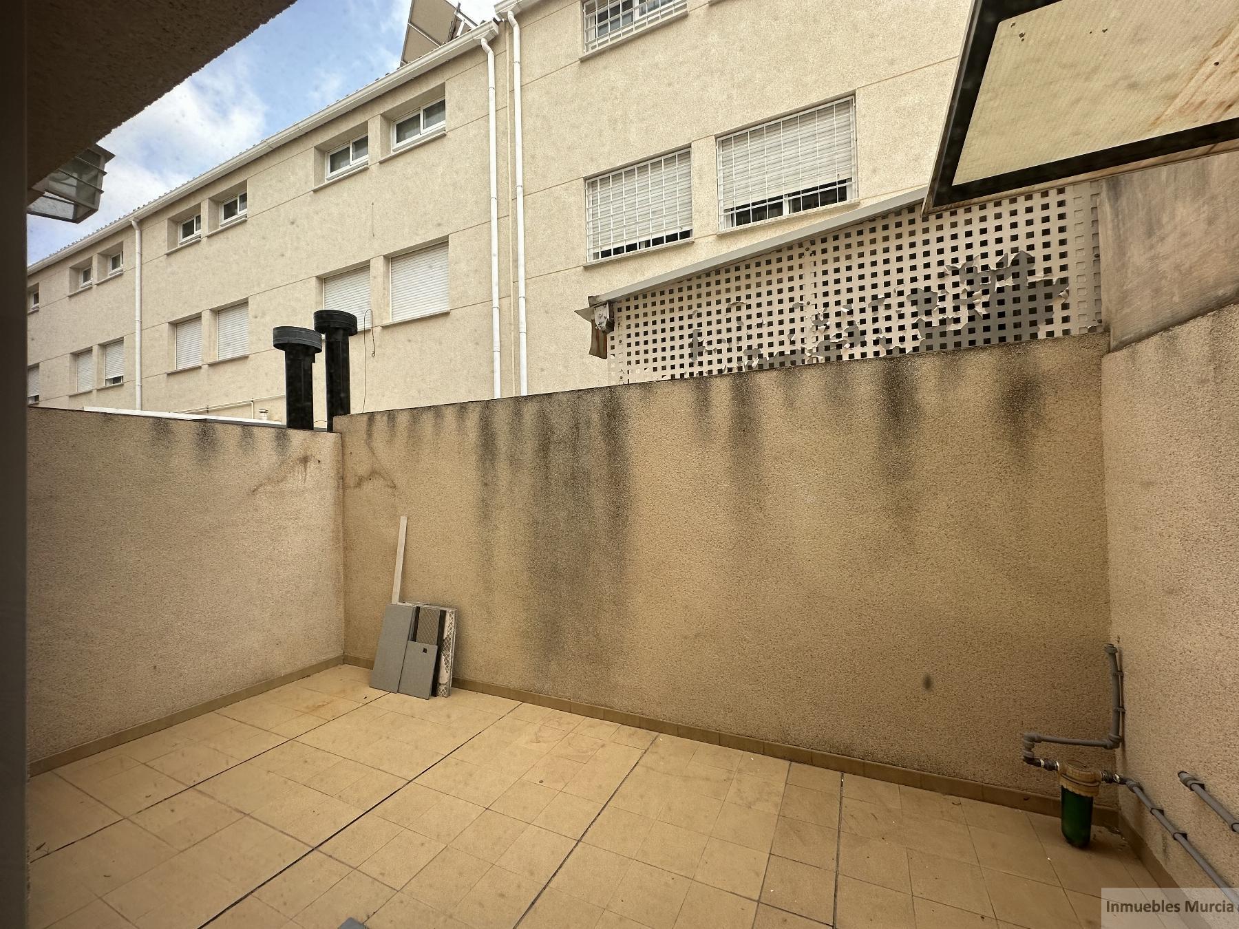 For sale of duplex in Murcia