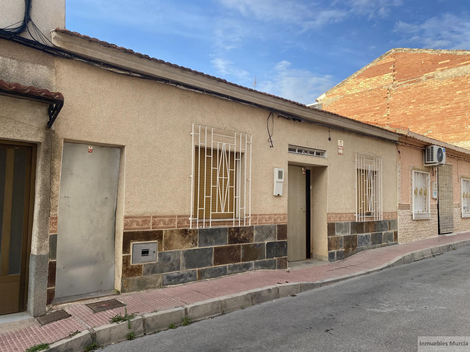 For sale of house in Murcia