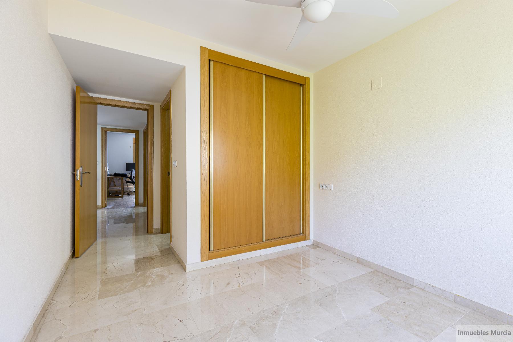 For sale of duplex in Murcia