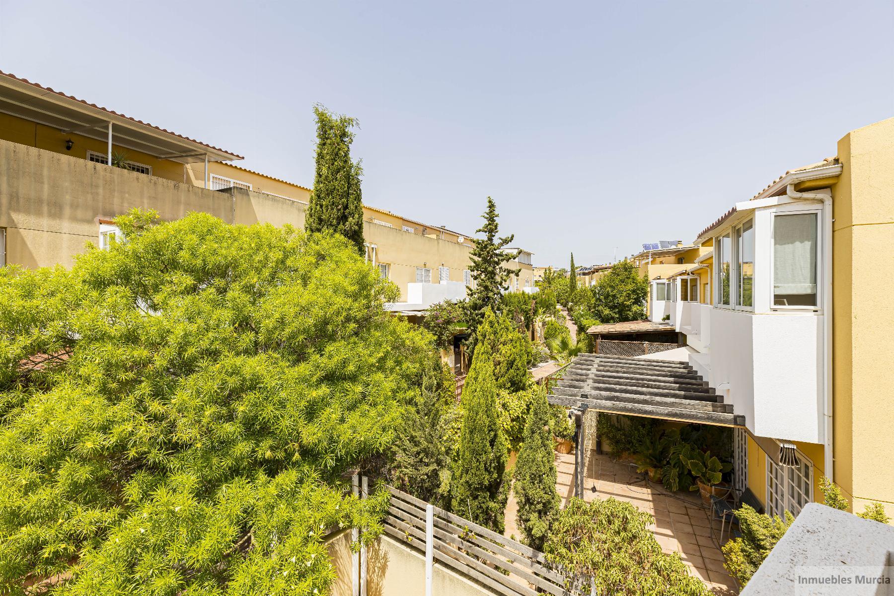 For sale of duplex in Murcia