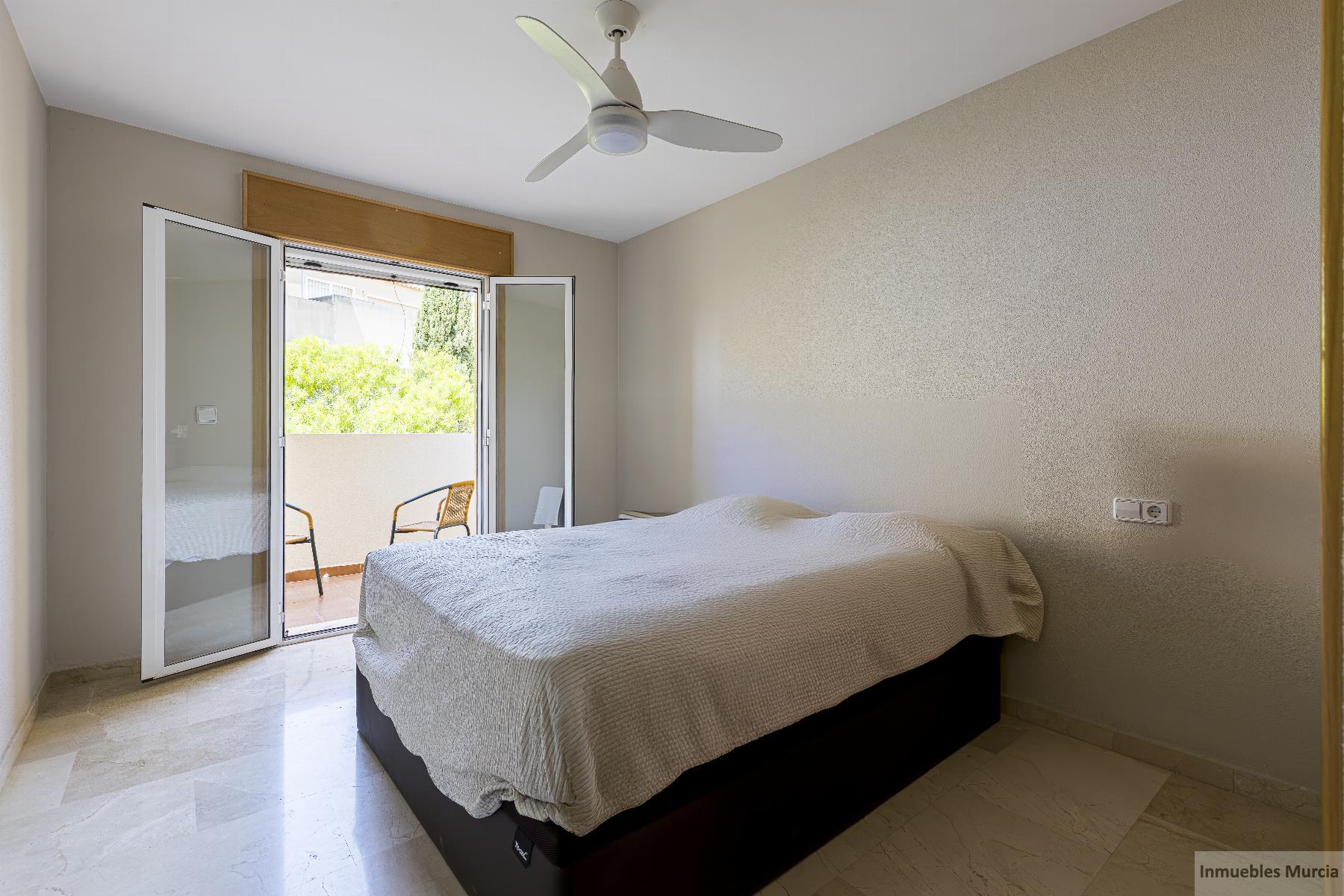 For sale of duplex in Murcia