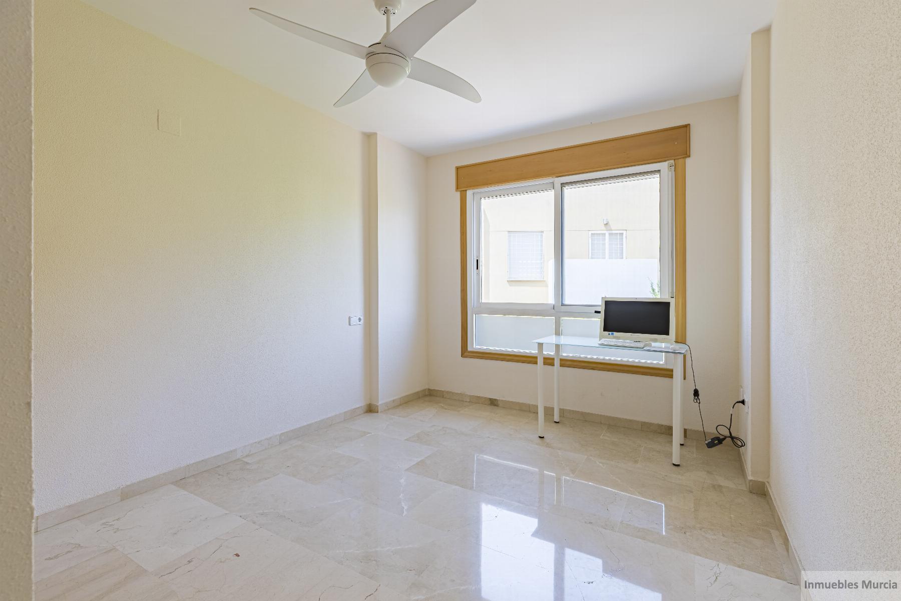 For sale of duplex in Murcia