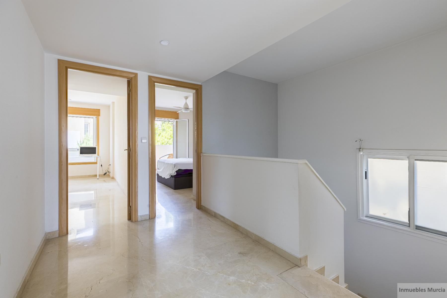 For sale of duplex in Murcia