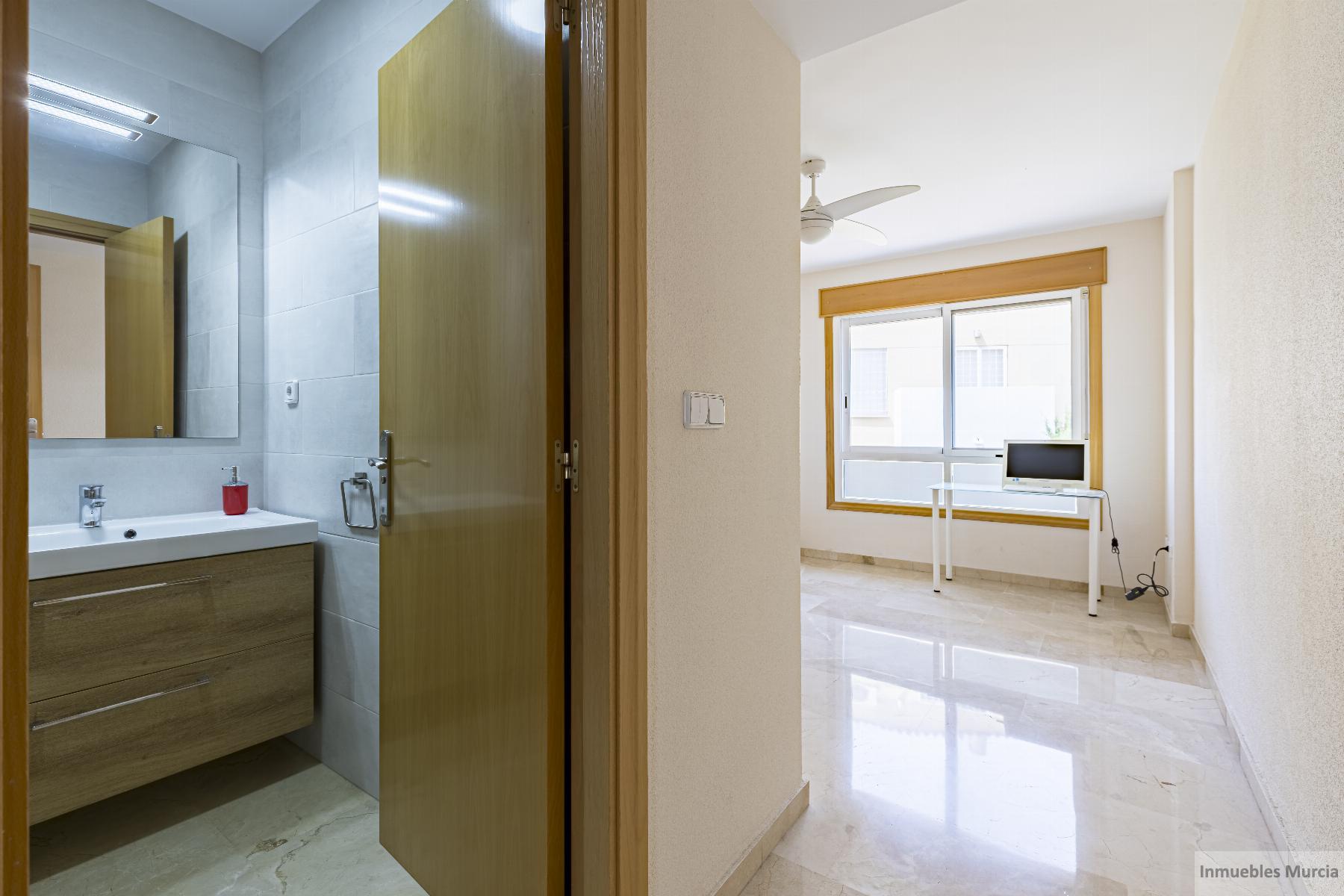 For sale of duplex in Murcia