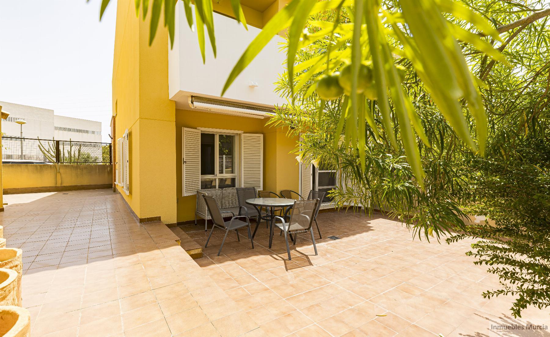 For sale of duplex in Murcia