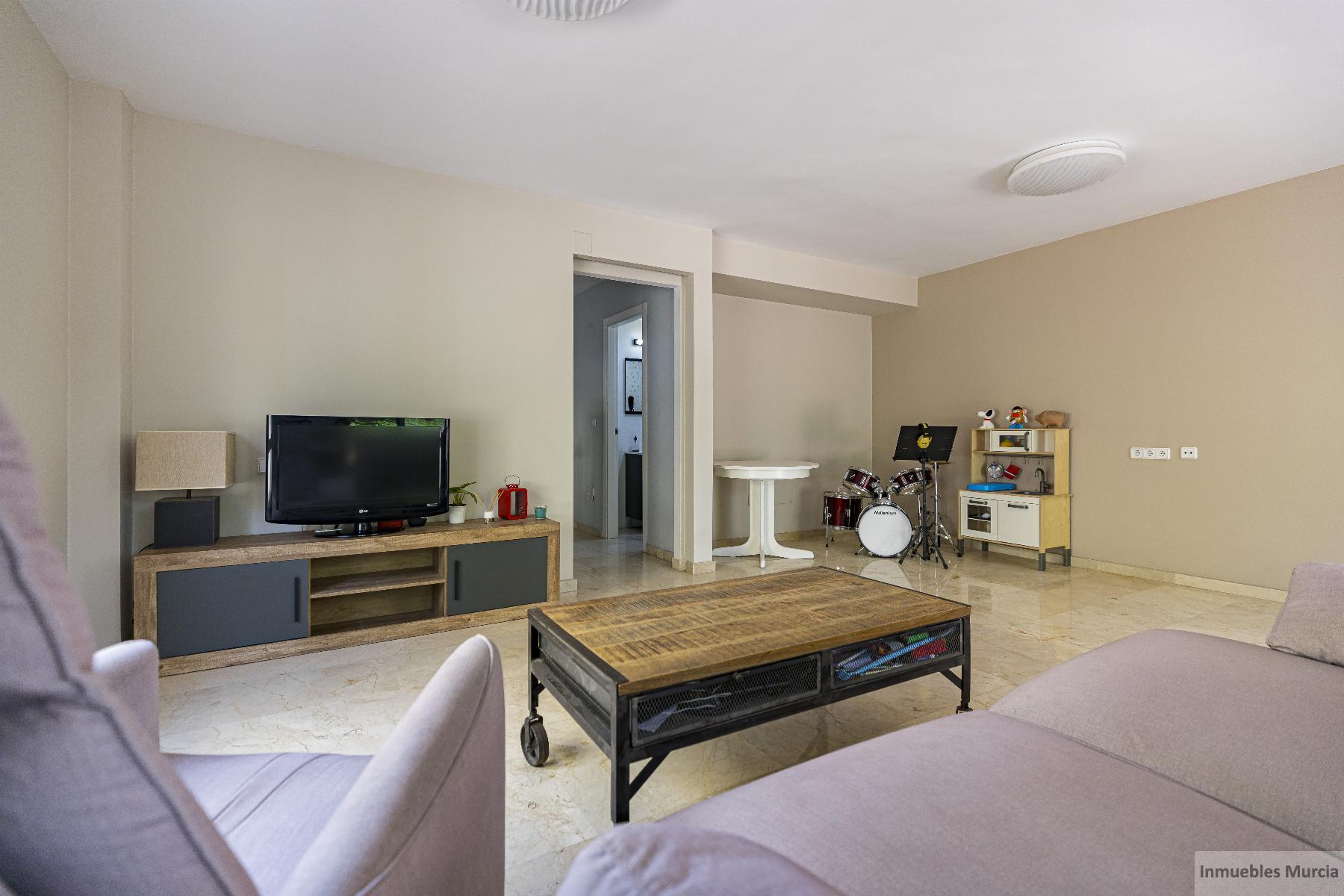 For sale of duplex in Murcia